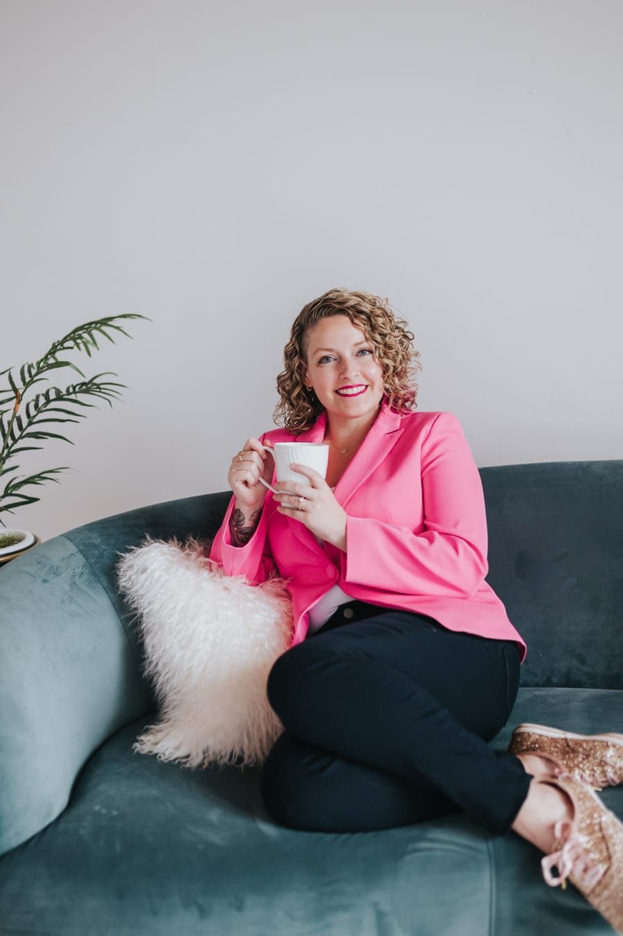 Portrait of SkyeBlu Cutchie, Licensed Mental Health Counselor and AASECT Certified Sex Therapist